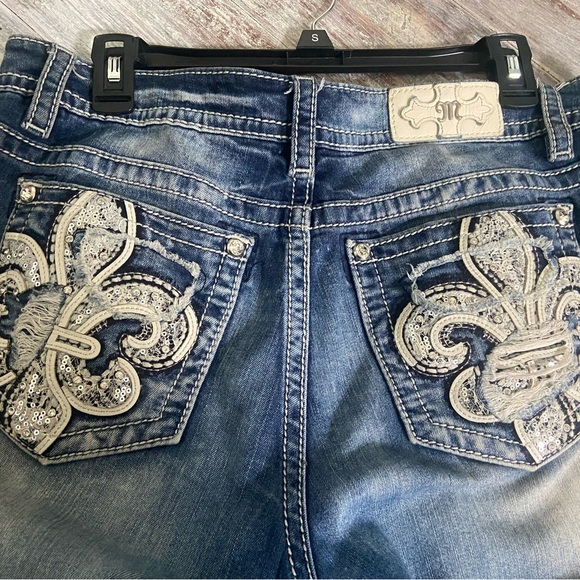 Like new Miss Me boot cut jeans - Picture 3 of 8